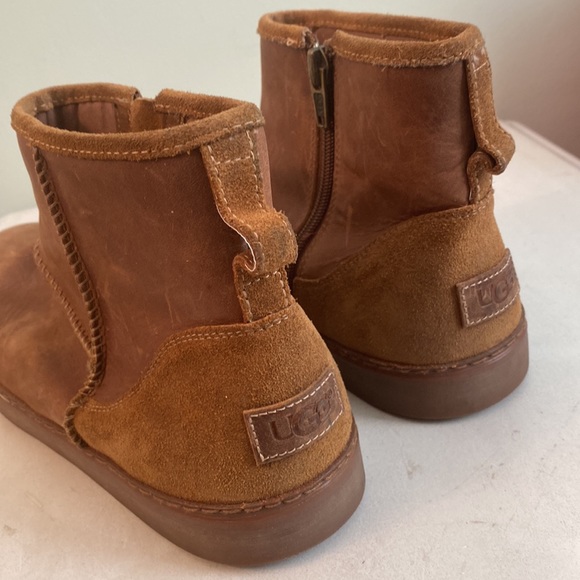 UGG brown leather boots - Picture 9 of 16